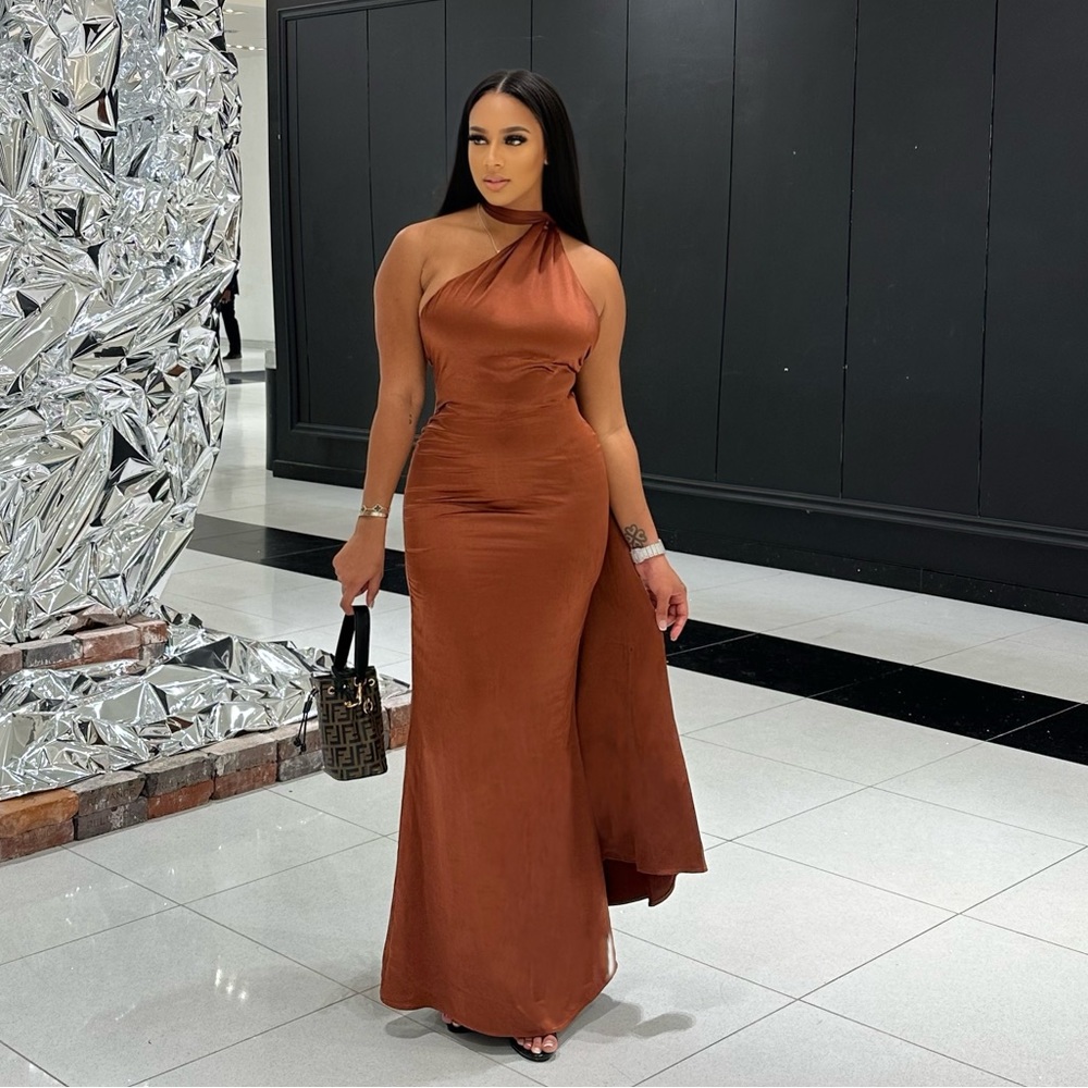 CLUB L LONDON SATIN BACKLESS DRESS